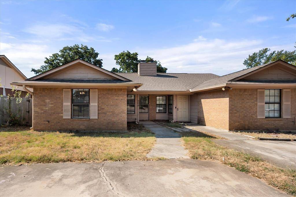 708 Woodland Court, Kennedale, TX 76060