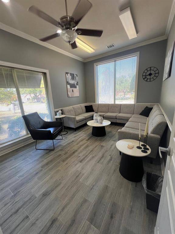 5228 VILLAGE CREEK Drive #100, Plano, TX 75093