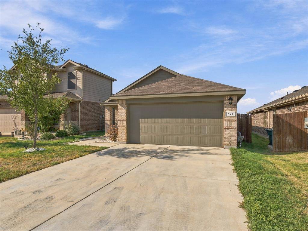 121 Greengate Drive, Boyd, TX 76023