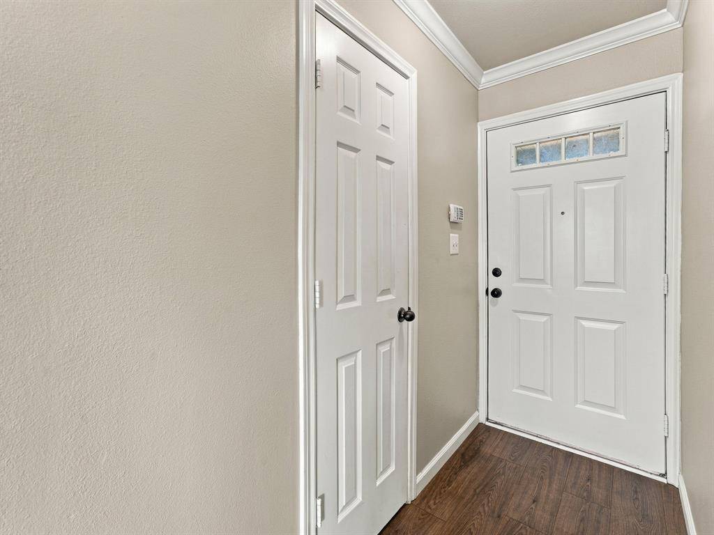 1711 Chenoweth Street, Decatur, TX 76234