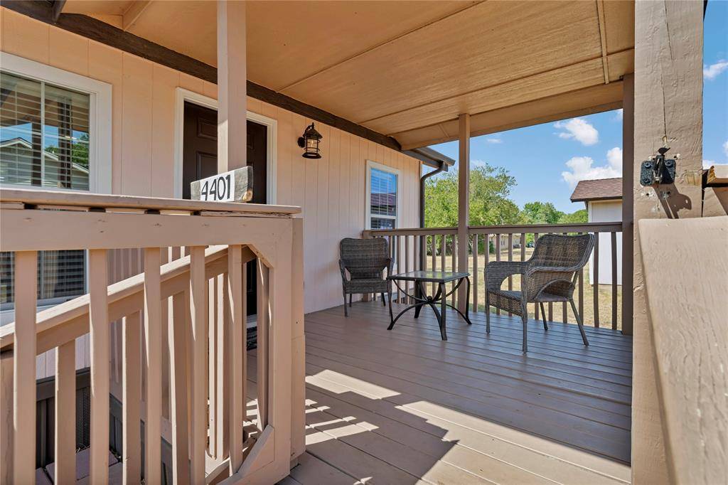 4401 Ray White Road, Fort Worth, TX 76244