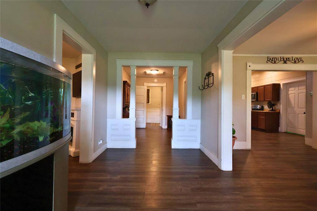 210 Hopkins, Alba, TX 75410