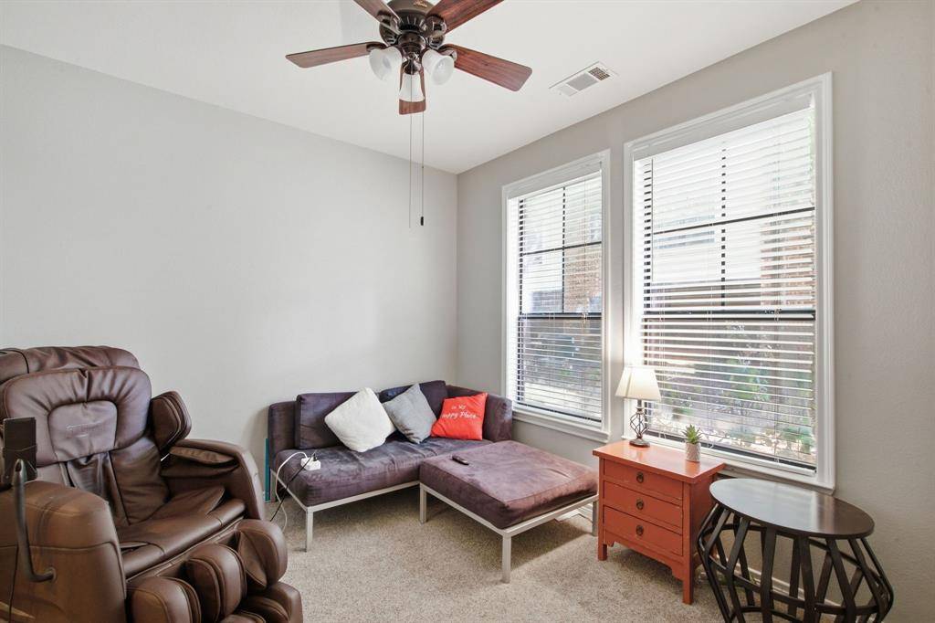 3815 Birkdale Drive, Fort Worth, TX 76116