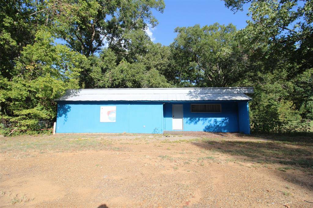 1518 N Pine Street, Vivian, LA 71082