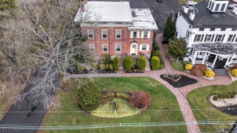 20 W End Ave, Somerville Boro, NJ 08876