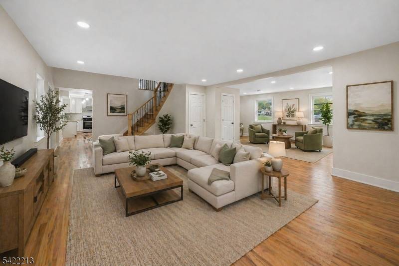 77 Greenbrook Rd, Middlesex Boro, NJ 08846