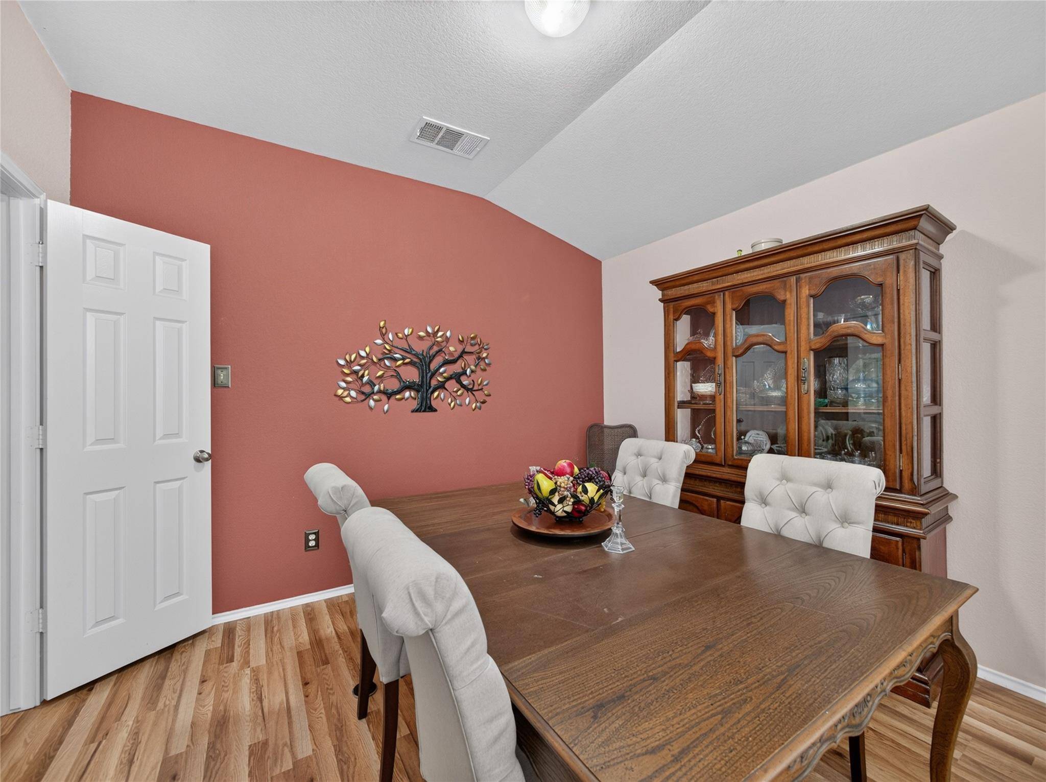 427 Buckingham DR, Kyle, TX 78640