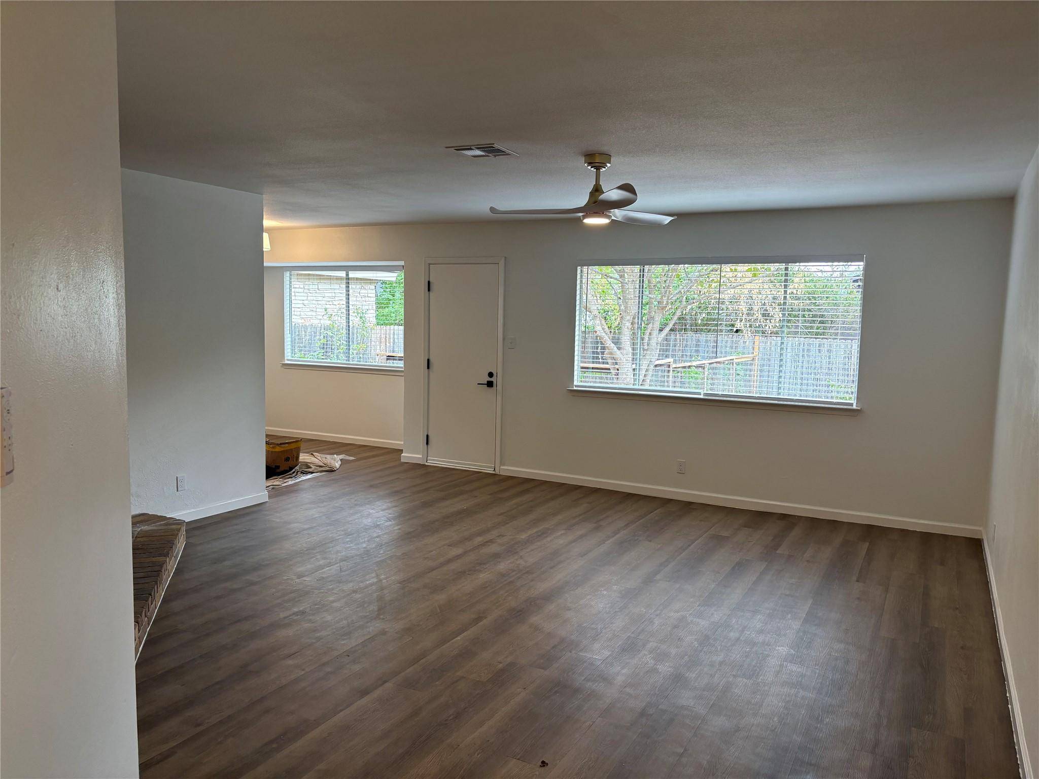 10510 School House LN, Austin, TX 78750