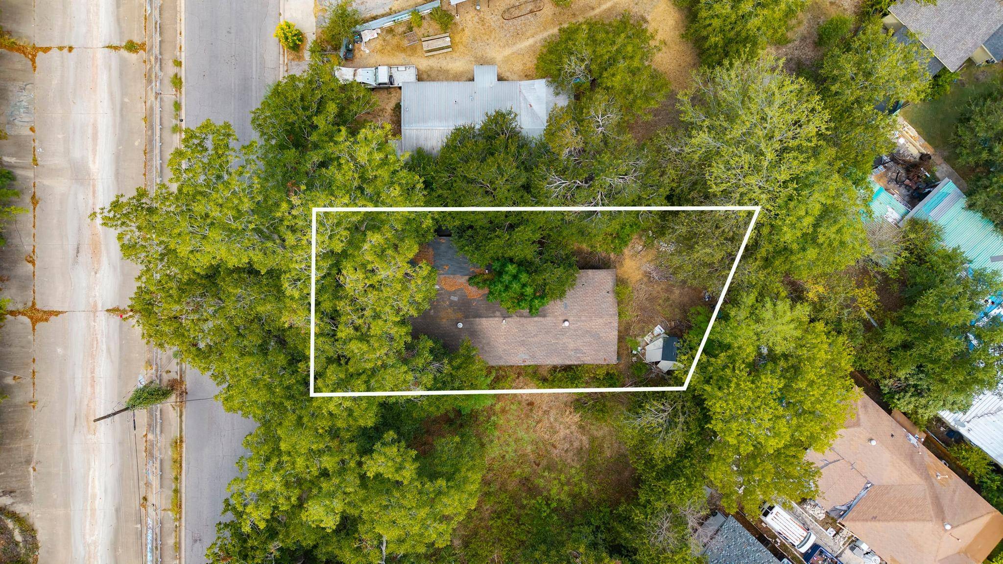 4908 Sara DR, Austin, TX 78721