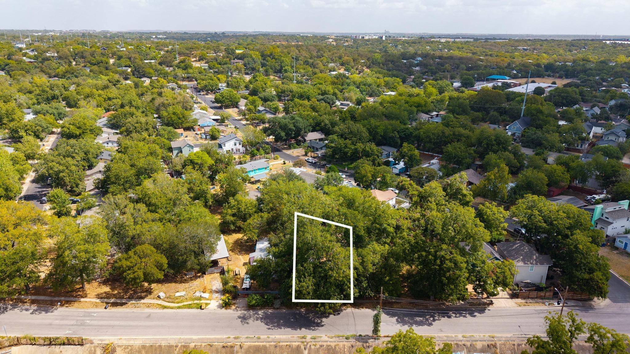 4908 Sara DR, Austin, TX 78721