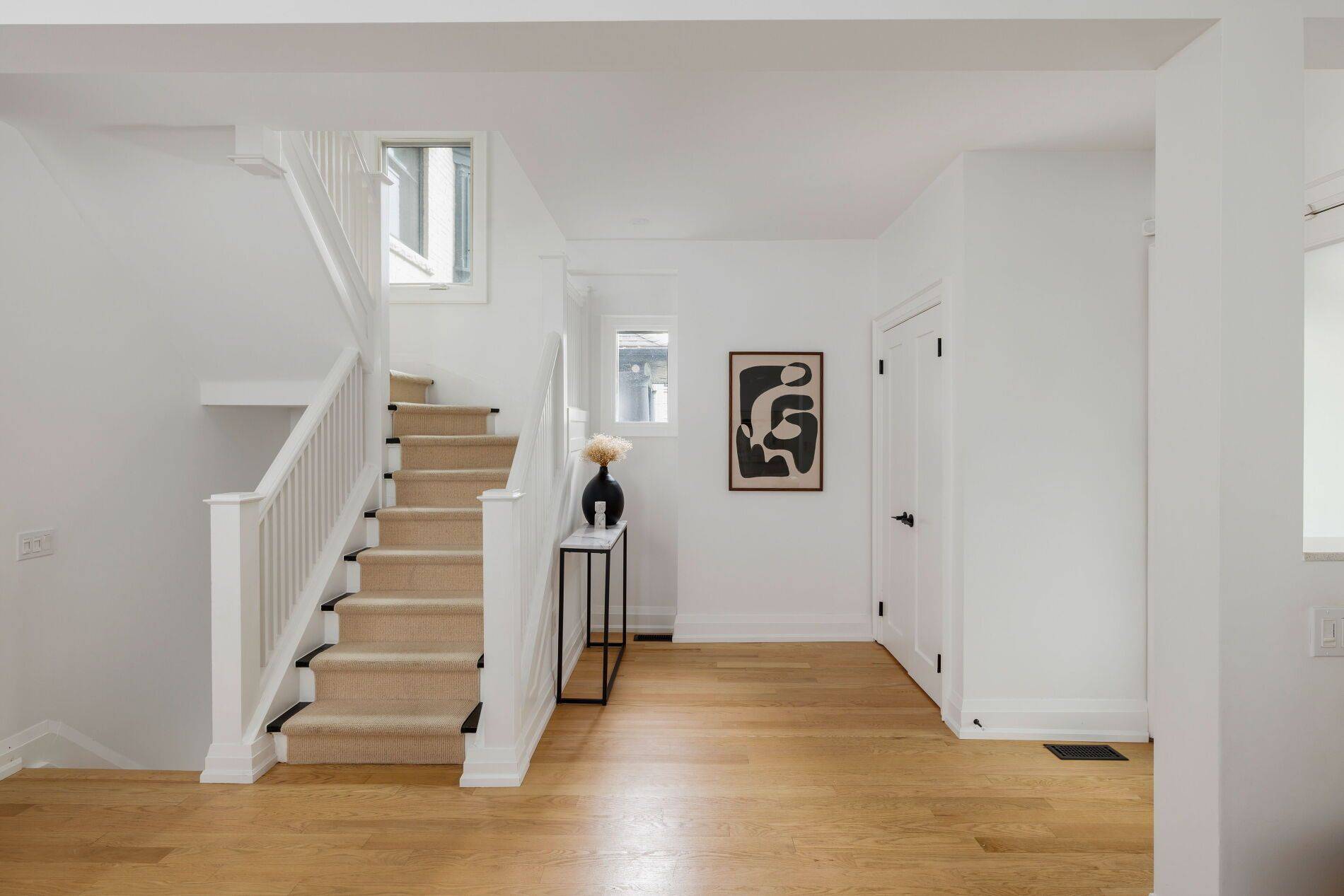 32 Edgewood CRES, Toronto C09, ON M4W 3A9