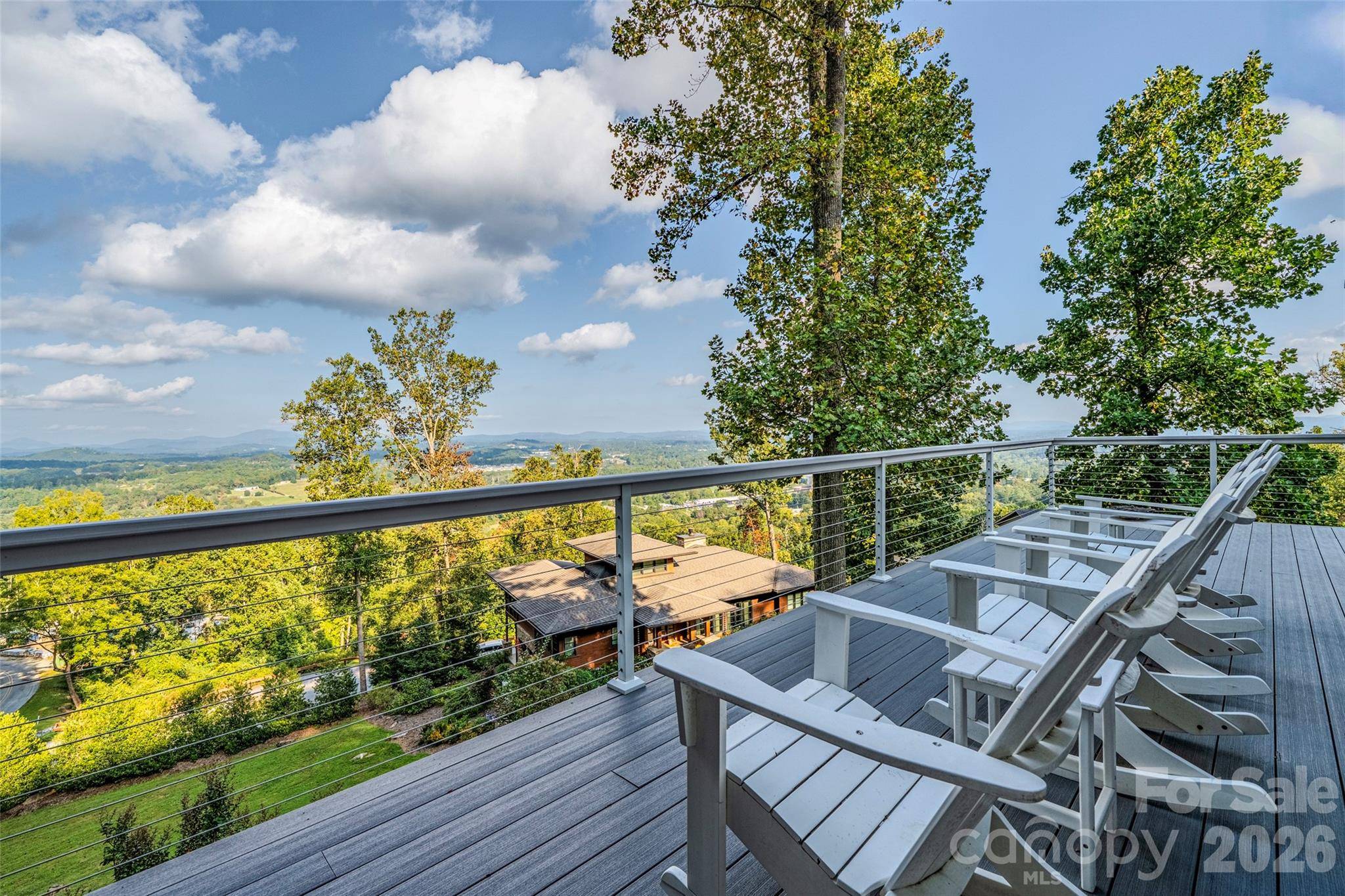 98 Rock Cliff WAY, Hendersonville, NC 28791