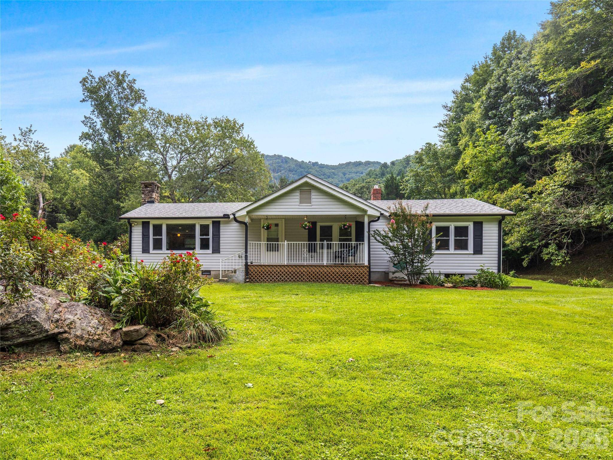 91 Rice Branch RD, Asheville, NC 28804