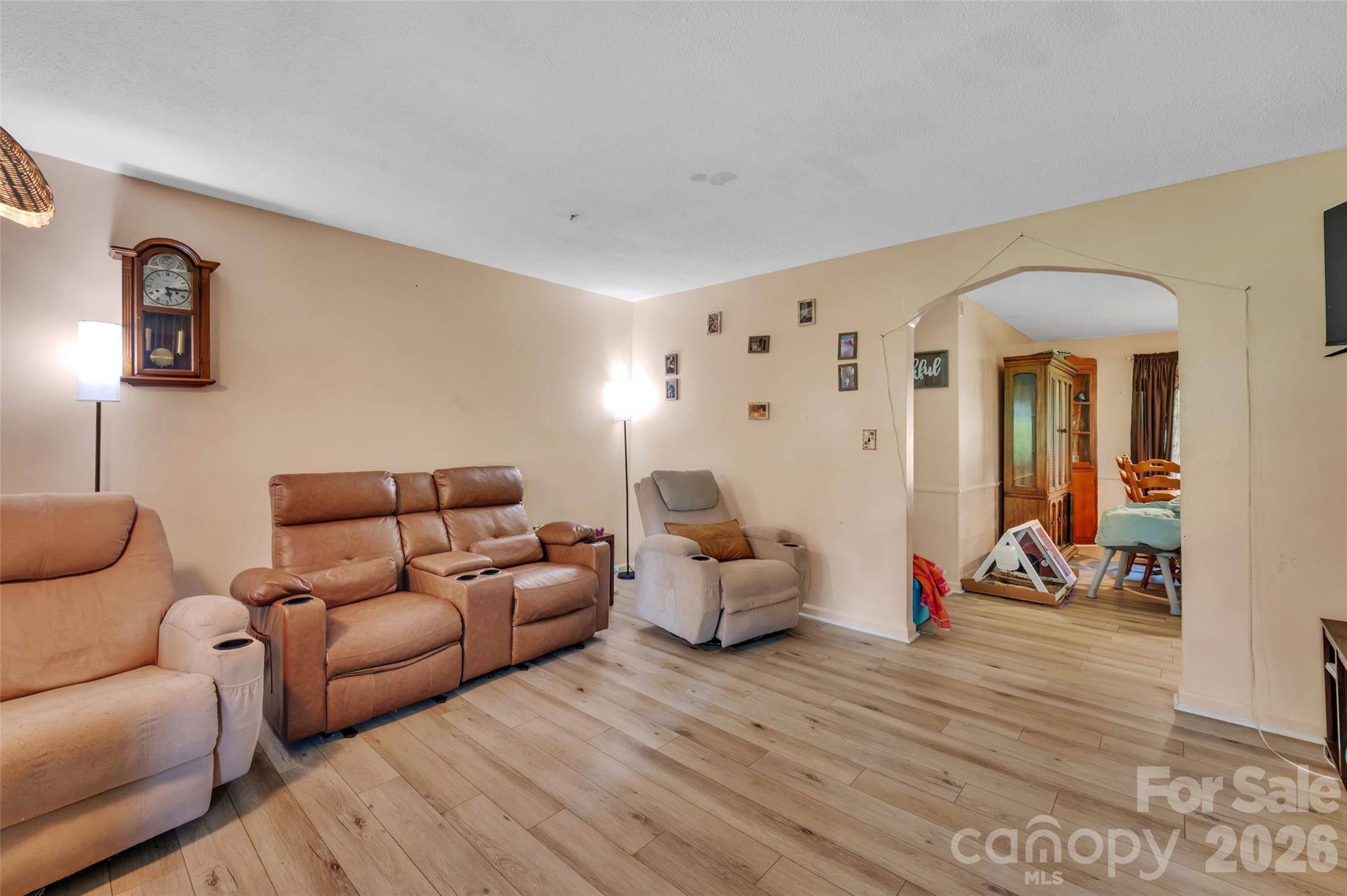 5301 Dellinger CIR, Cherryville, NC 28021