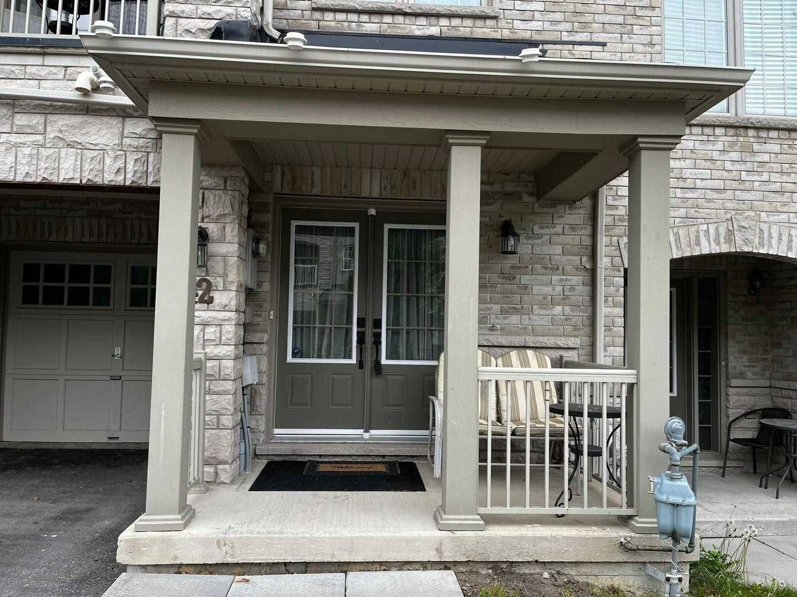 42 Linnell ST, Ajax, ON L1Z 0K8