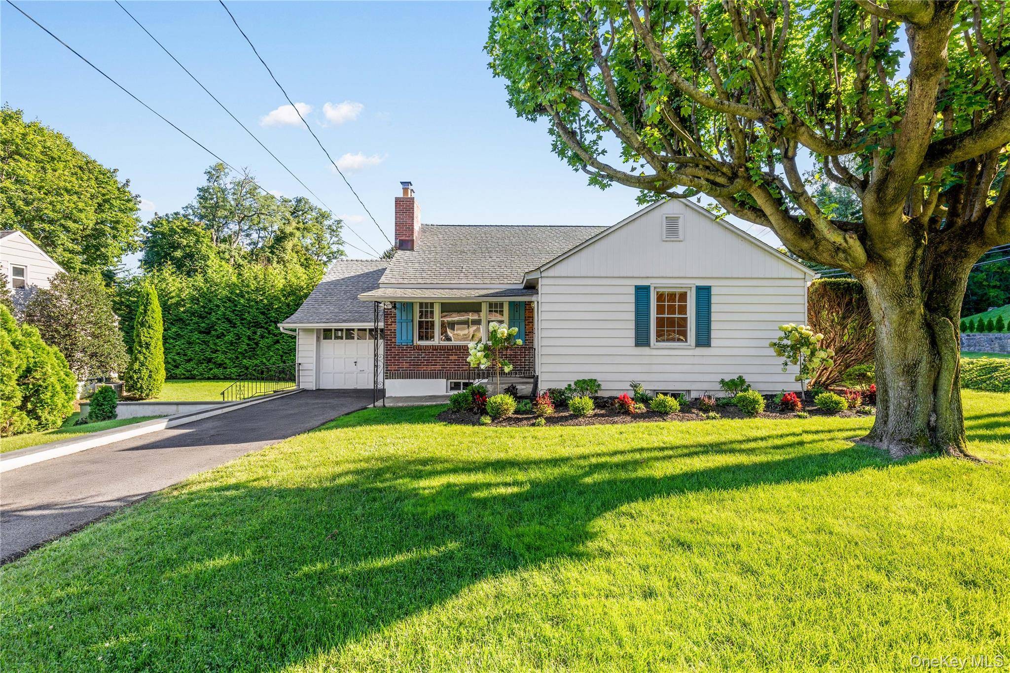 2 Argyle RD, Rye Brook, NY 10573