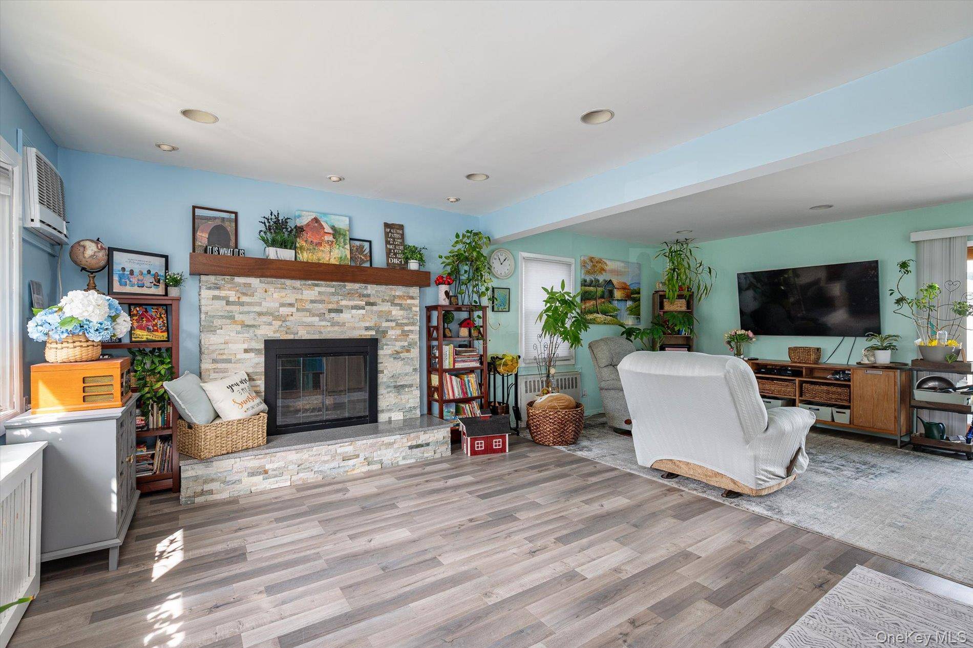 3117 Ward LN, Wantagh, NY 11793