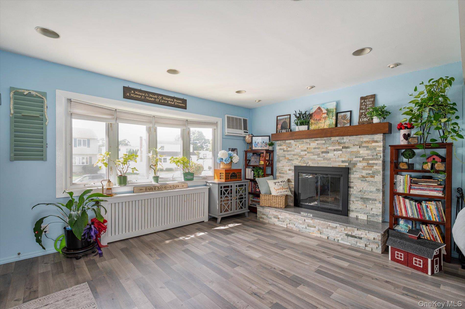 3117 Ward LN, Wantagh, NY 11793