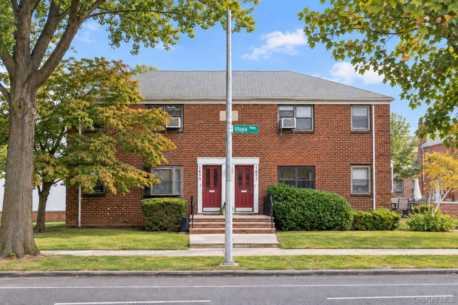 16-19 Utopia Pkwy #2-22, Whitestone, NY 11357
