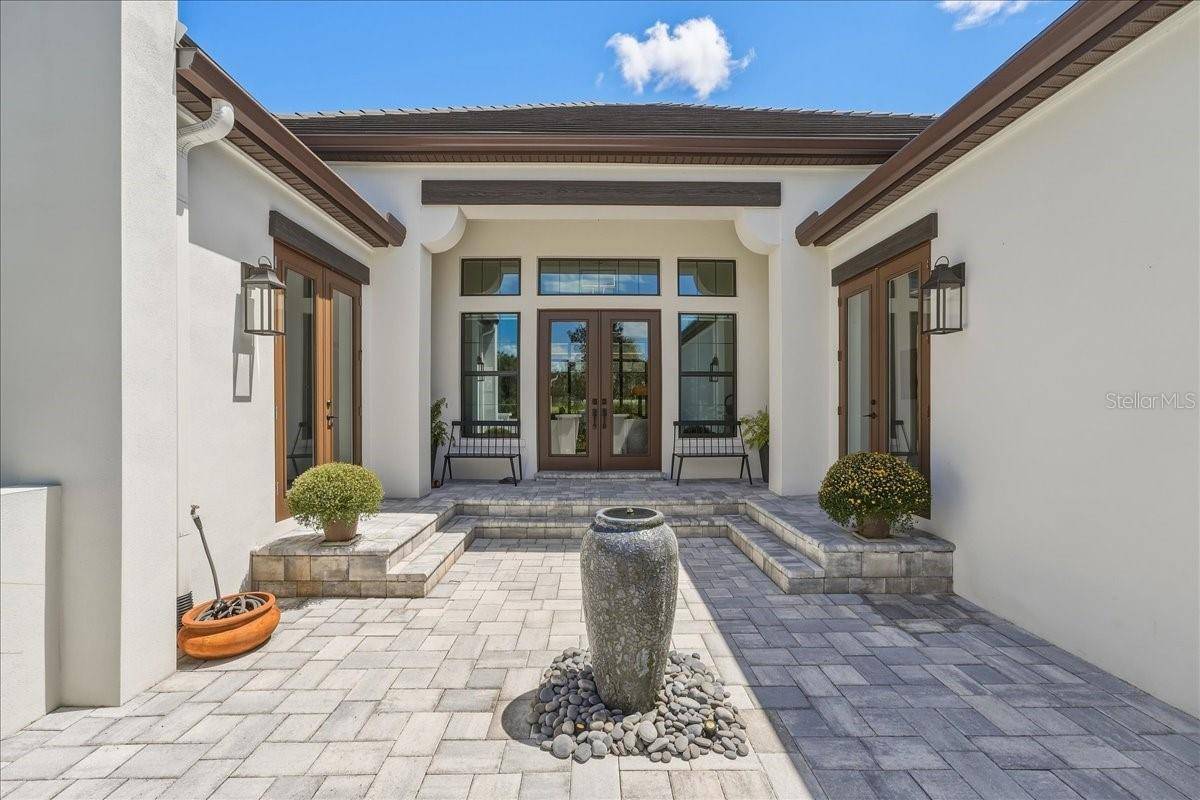 8877 COLONELS CT, Sarasota, FL 34240