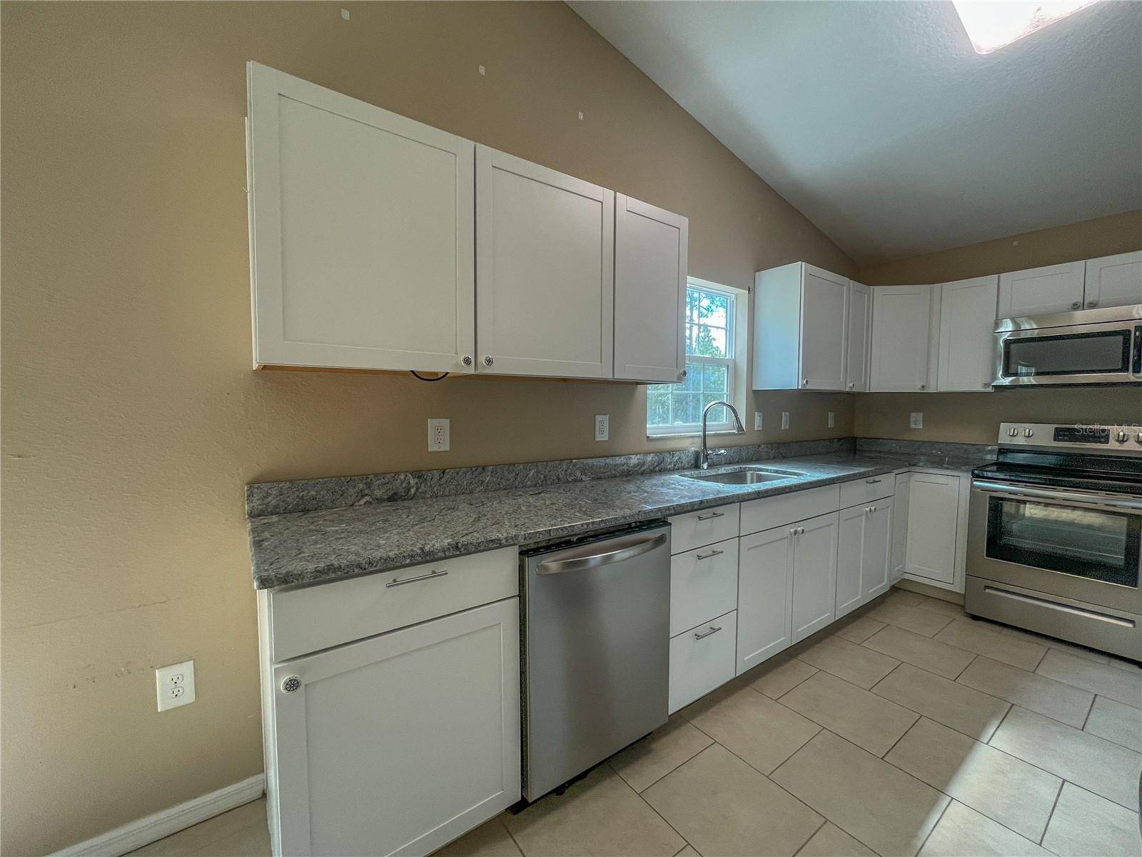 15316 SCAUP DUCK AVE, Weeki Wachee, FL 34614