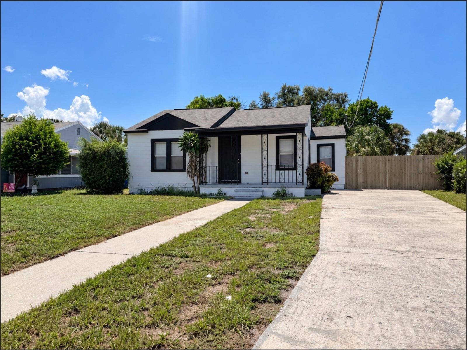 1912 W GRACE ST, Tampa, FL 33607
