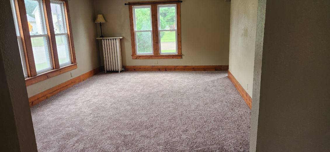 802 E 5th ST, Sterling, IL 61081