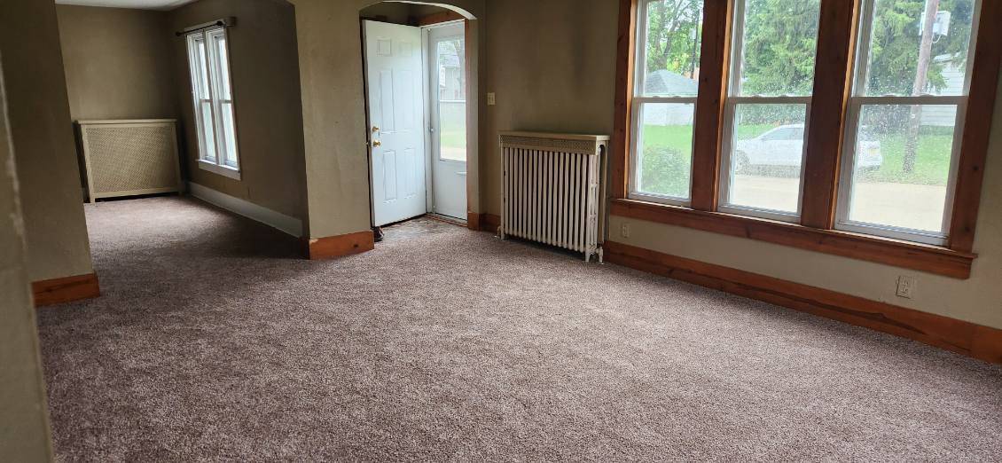 802 E 5th ST, Sterling, IL 61081