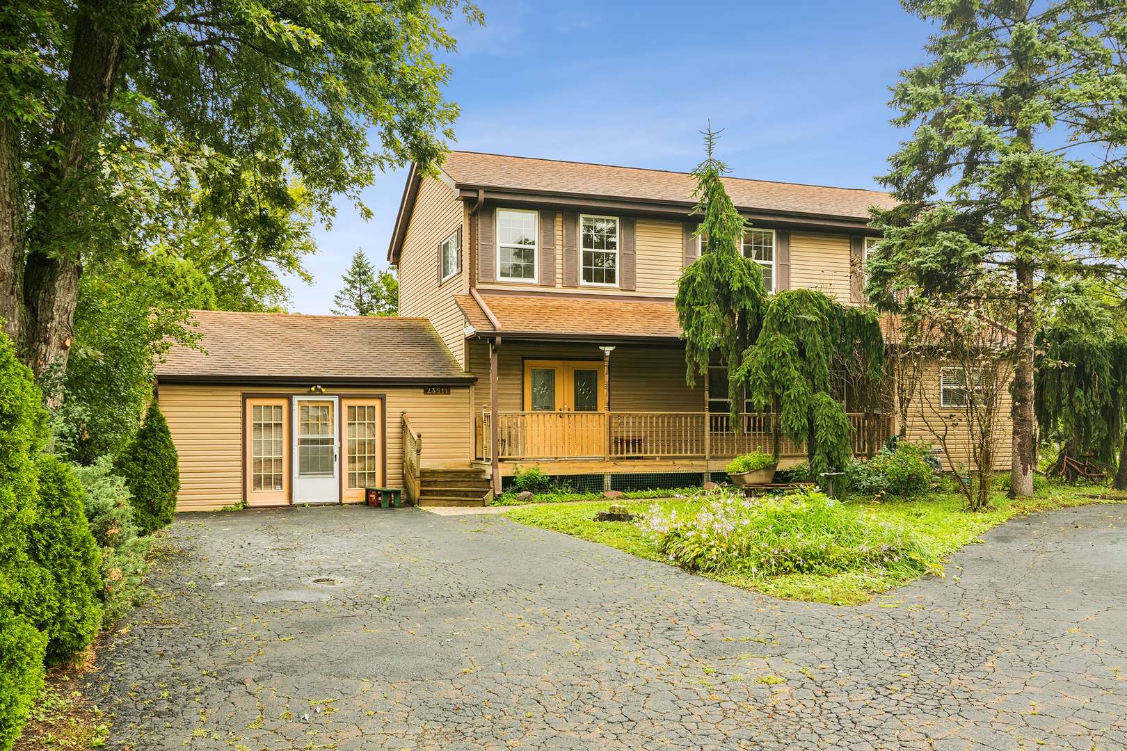 23511 N Cottage RD, Lake Zurich, IL 60047