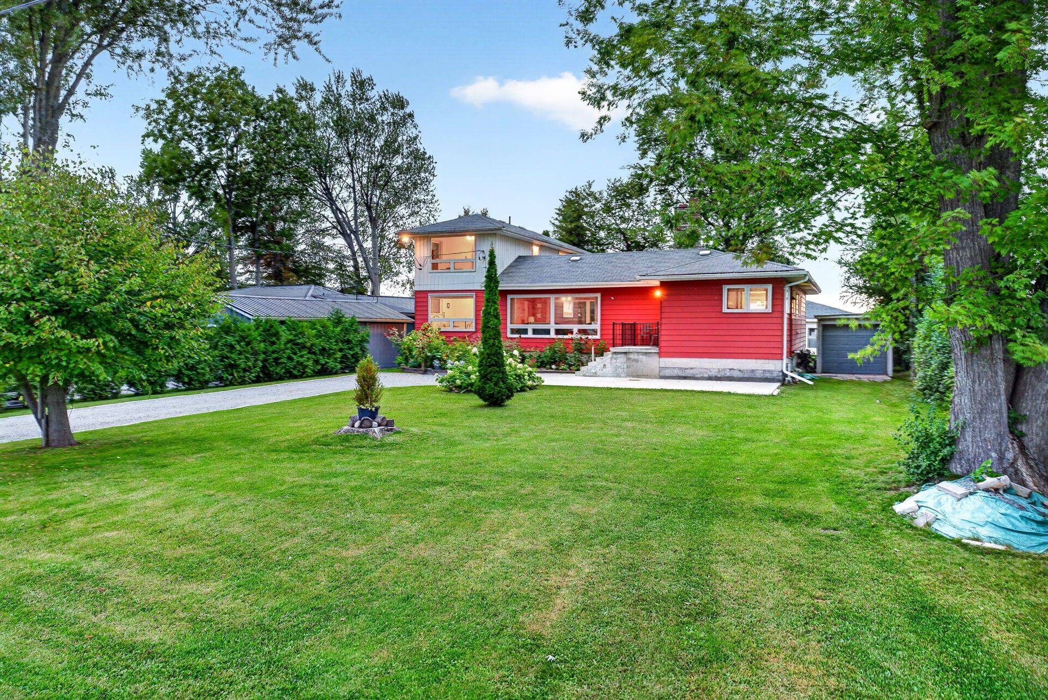 88 Irving DR, Georgina, ON L0E 1N0