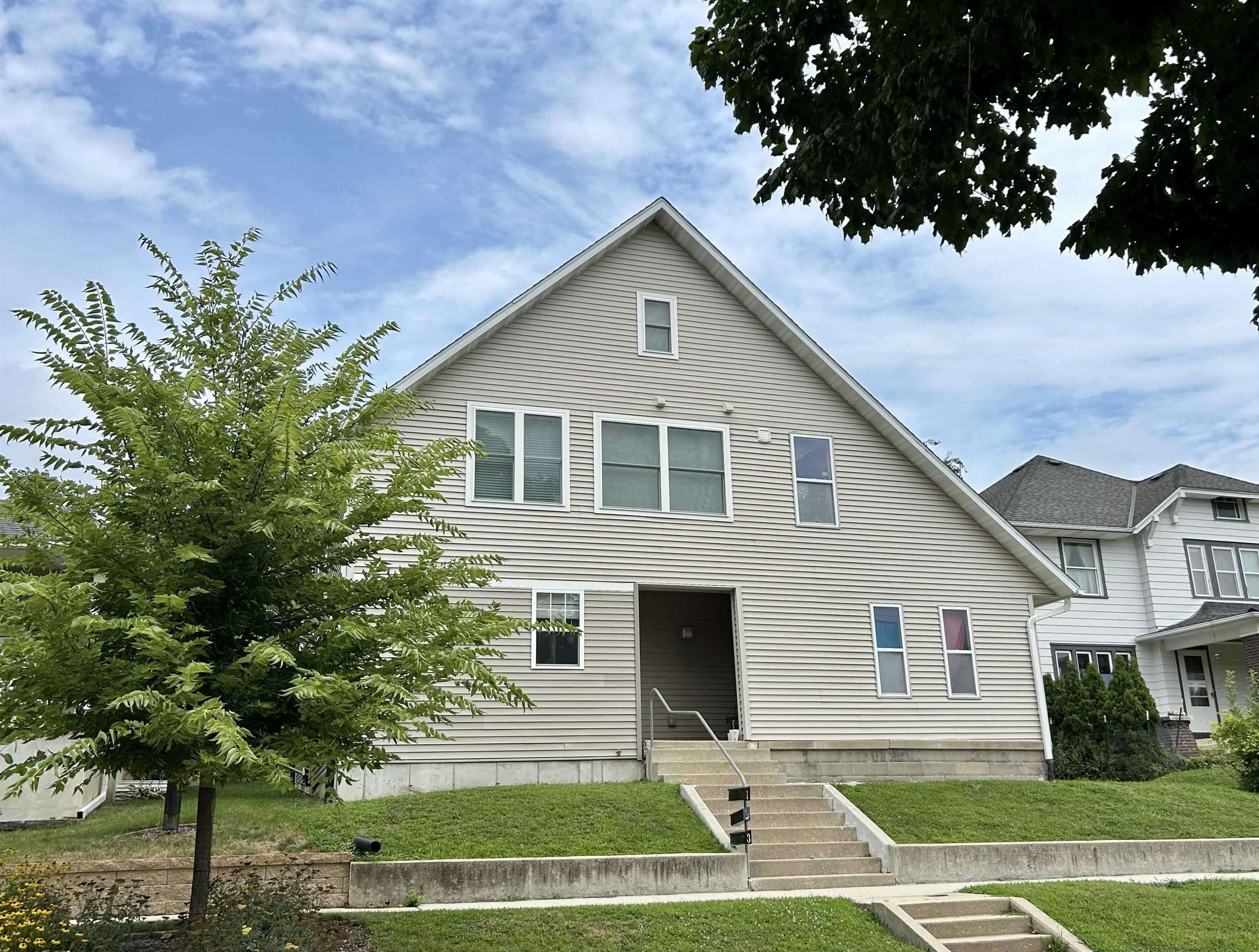 404 Jefferson ST, Decorah, IA 52101