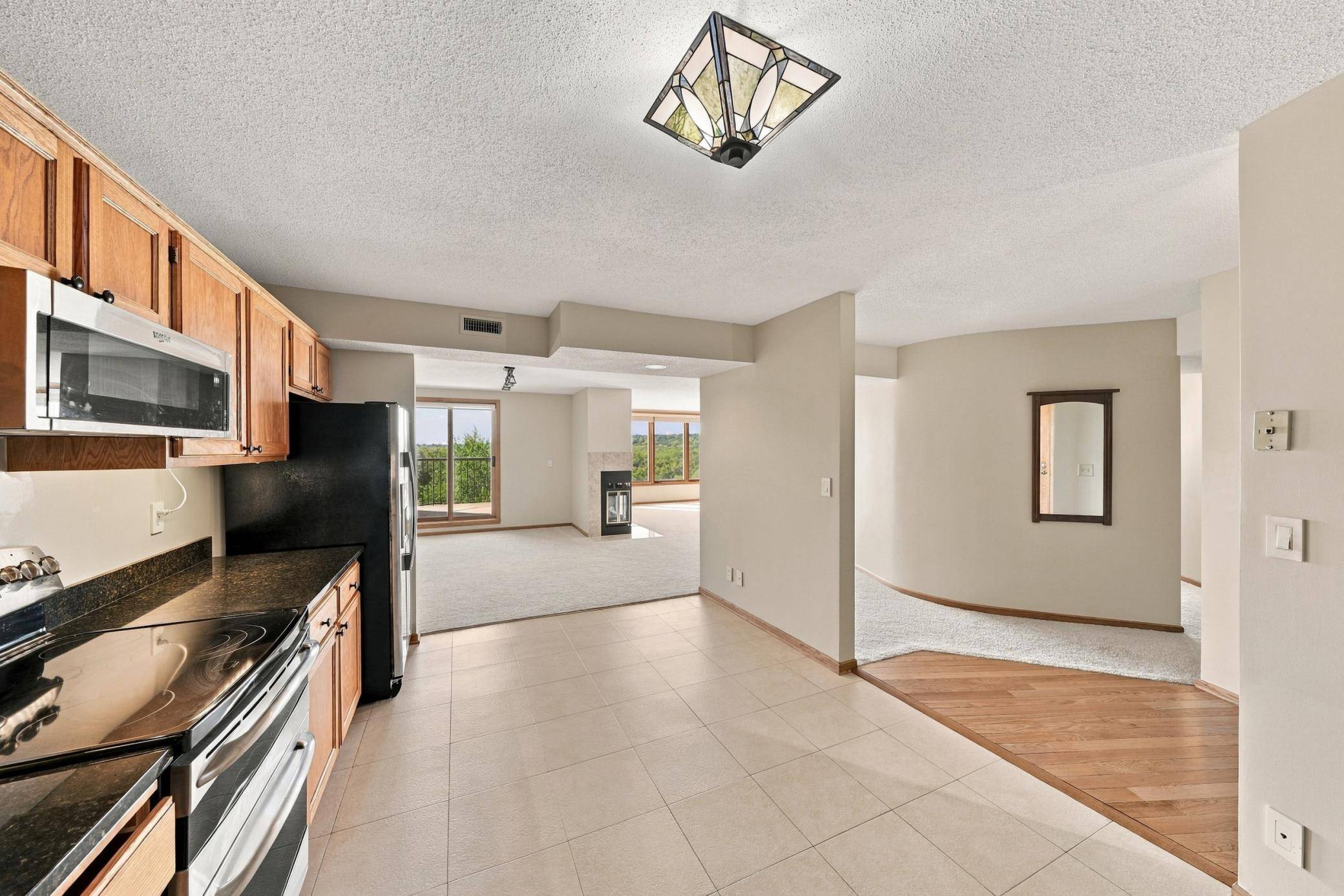 1021 Sibley Memorial HWY #404, Lilydale, MN 55118