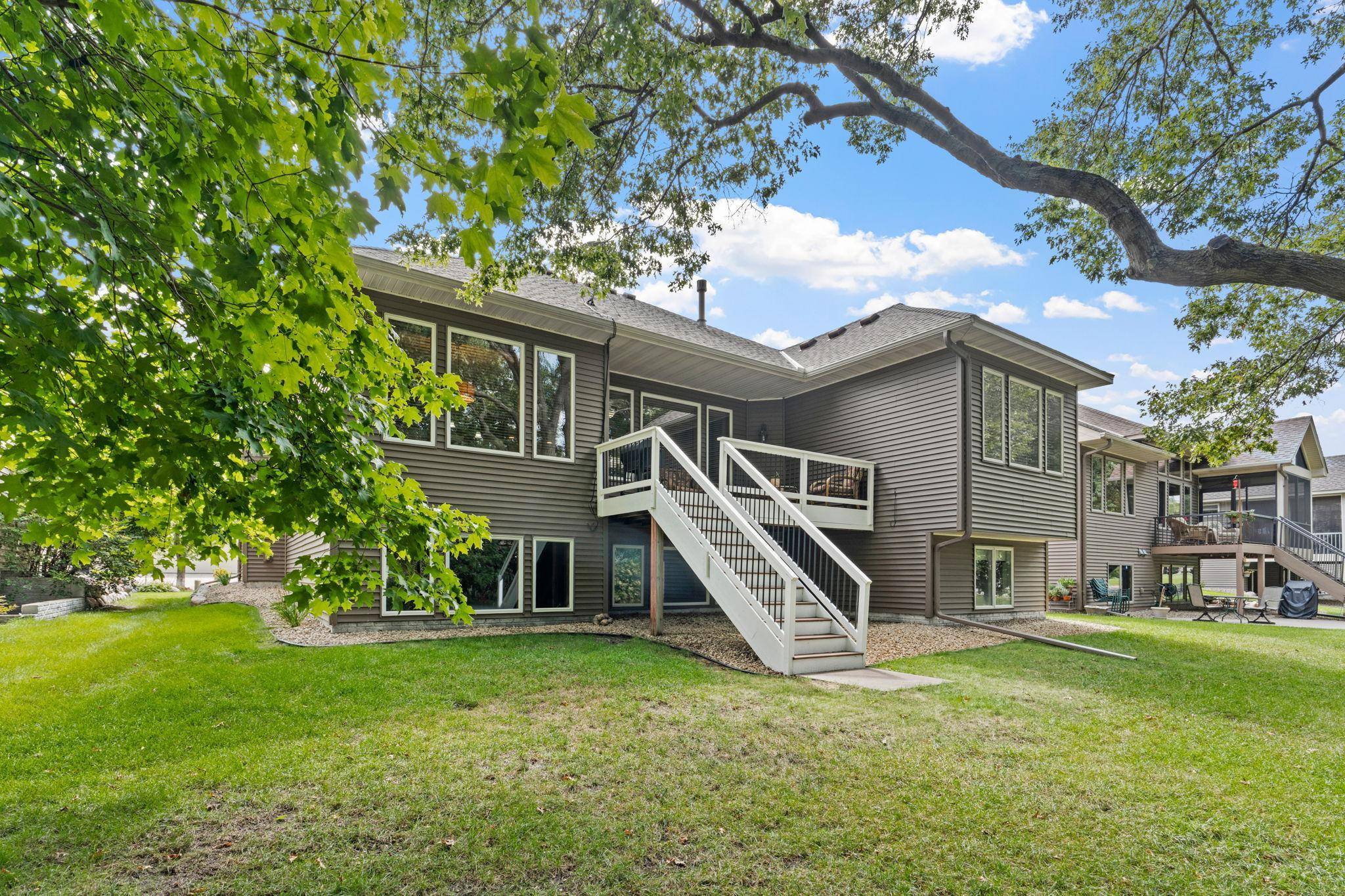 2031 118th AVE NE, Blaine, MN 55449