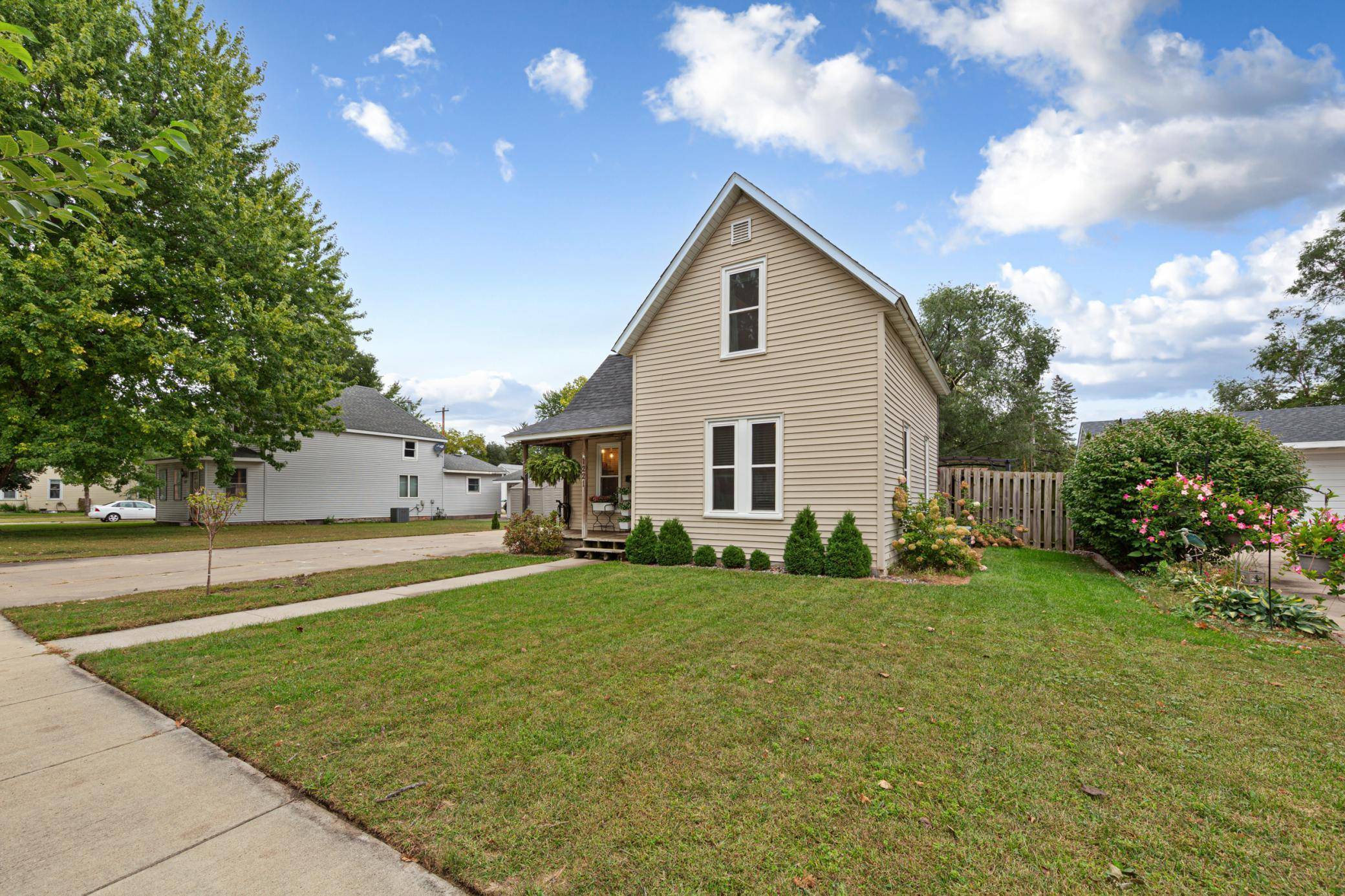 1221 Central AVE N, Faribault, MN 55021