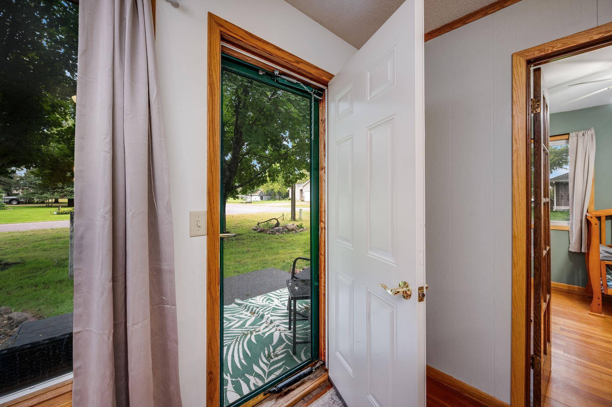 225 W Hill ST, Granada, MN 56039