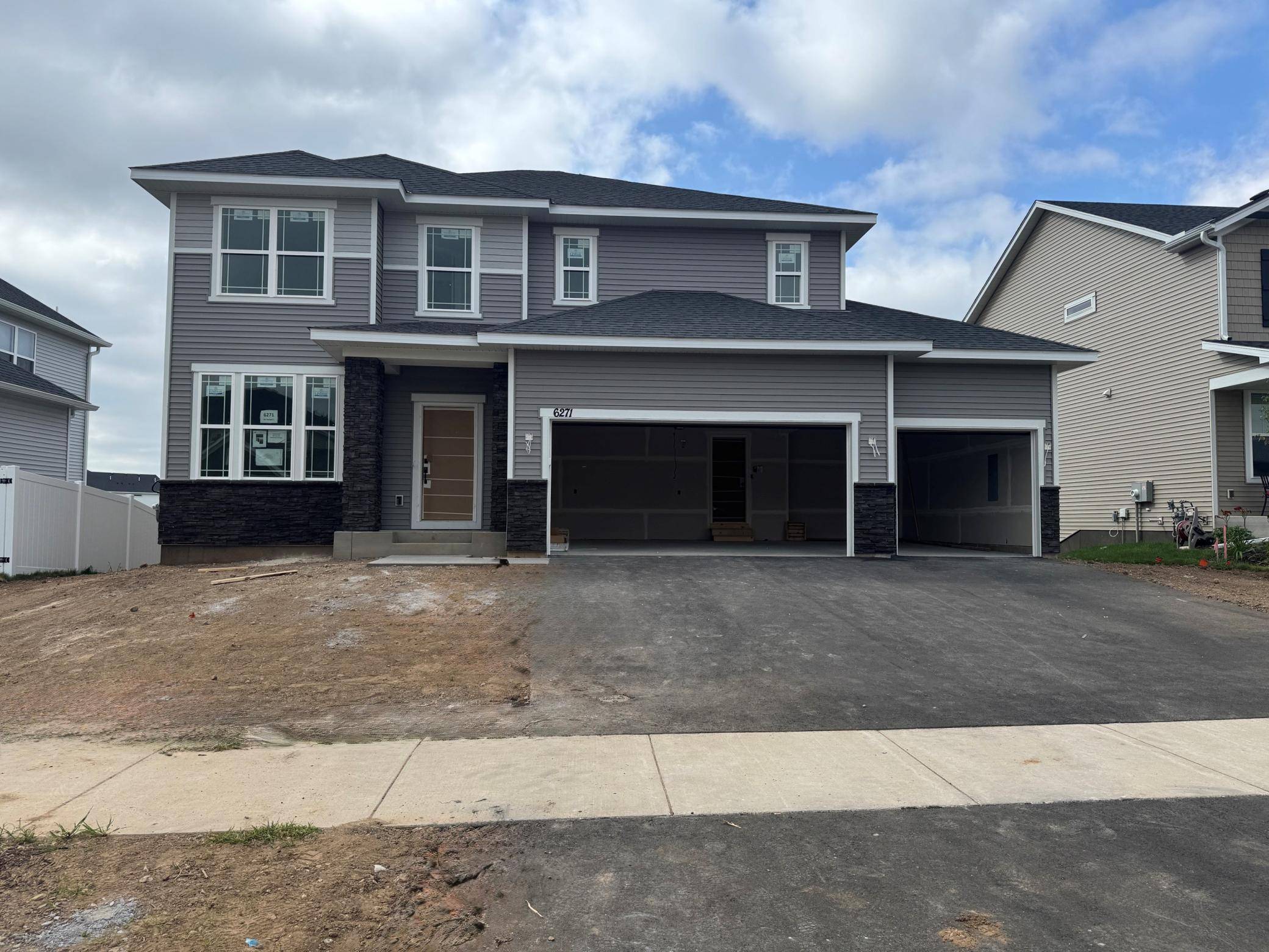 6271 61st ST S, Cottage Grove, MN 55016