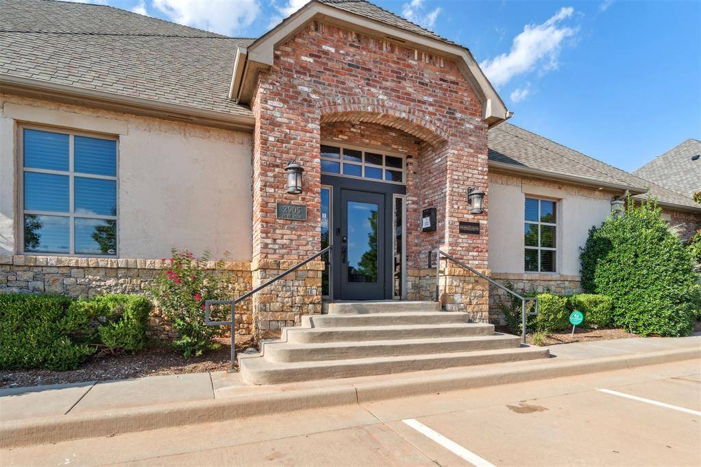 2905 NW 156th ST, Edmond, OK 73013