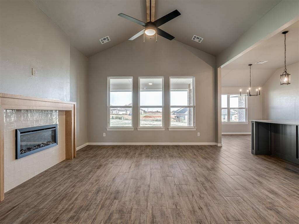 11917 Rockbed DR, Yukon, OK 73099