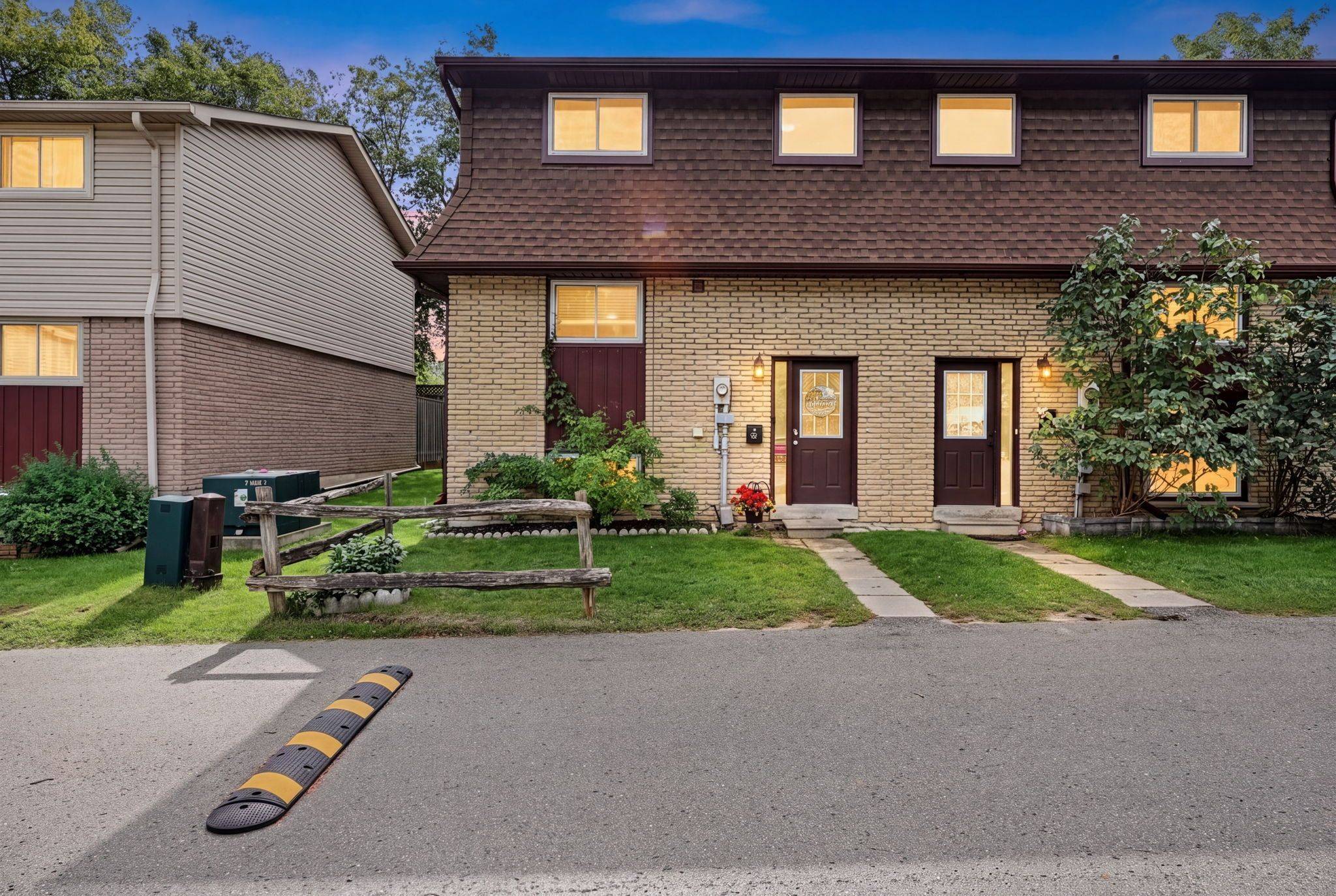 233 Innisfil ST #8, Barrie, ON L4N 3E9