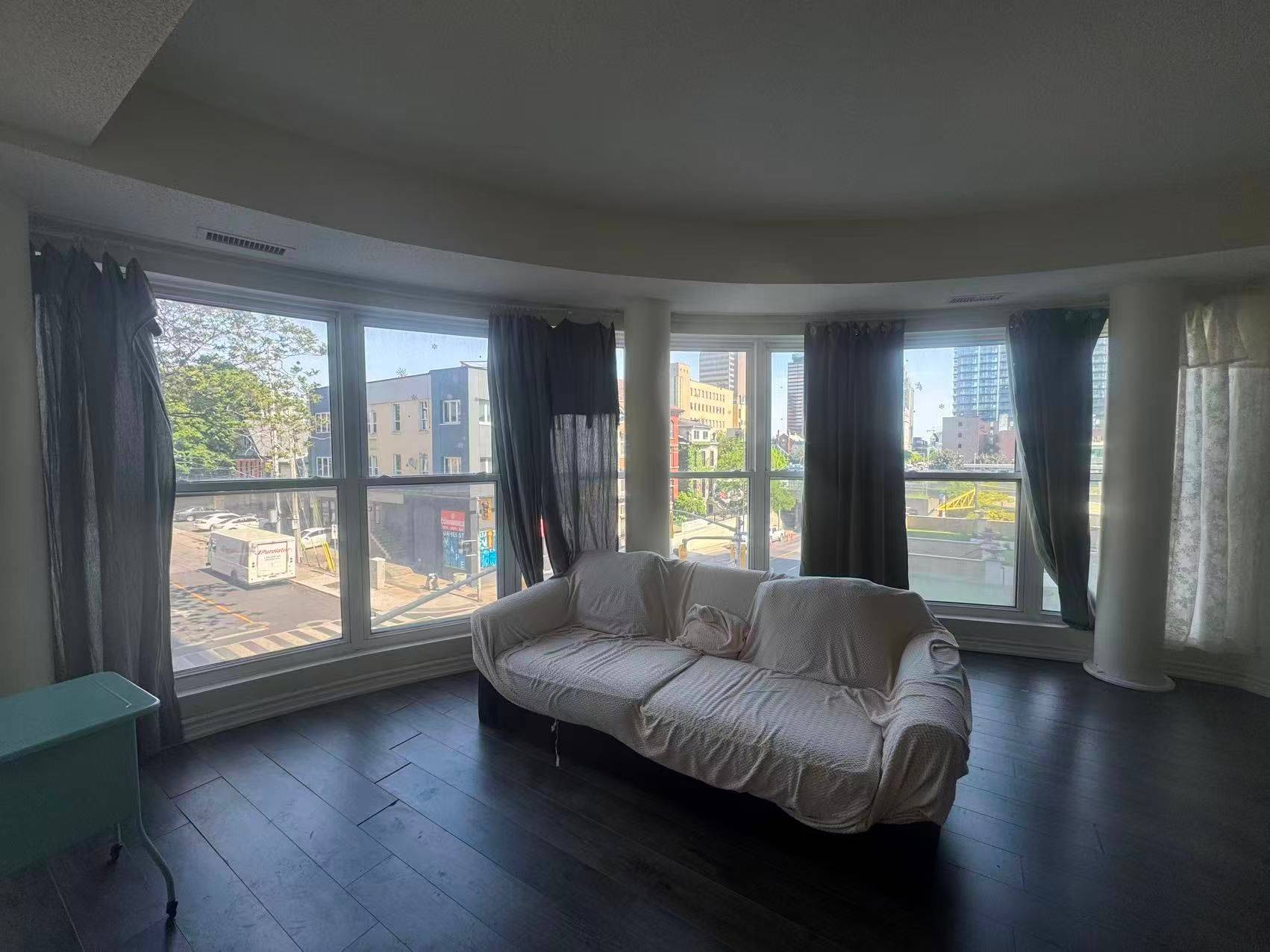 135 James ST S #314, Hamilton, ON L8P 2Z6