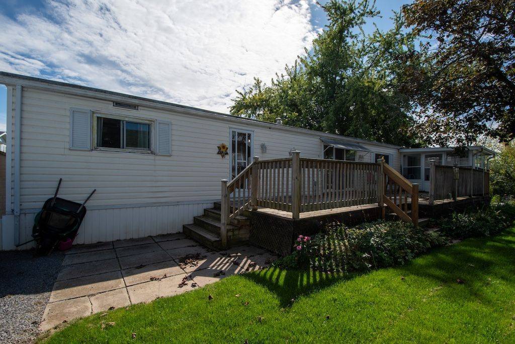 6 Bayview DR, Otonabee-south Monaghan, ON K0L 2G0