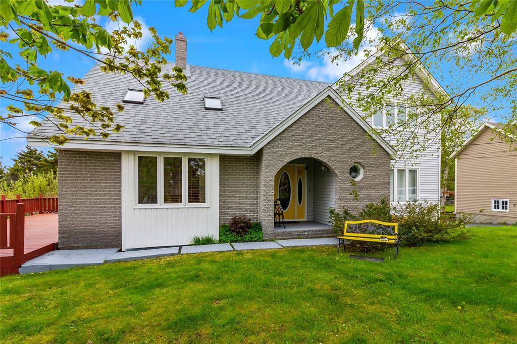 28 Dawes Hill Road, Conception Bay South, NL A1X 4B5