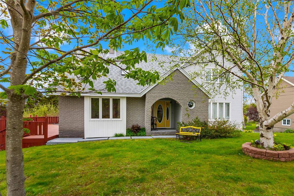 28 Dawes Hill Road, Conception Bay South, NL A1X 4B5