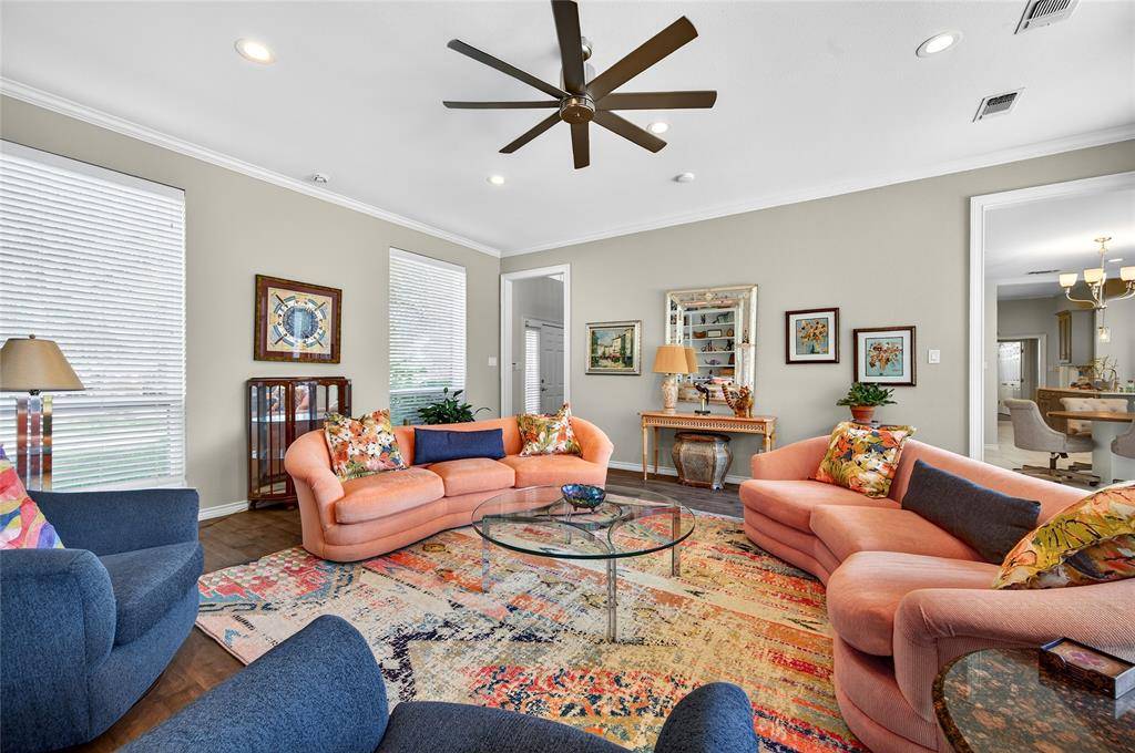 141 River Hills Drive, Denison, TX 75020