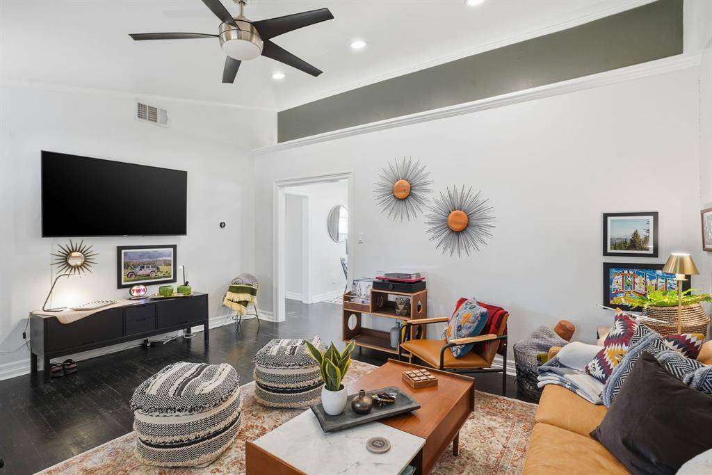 2824 Ryan Avenue, Fort Worth, TX 76110