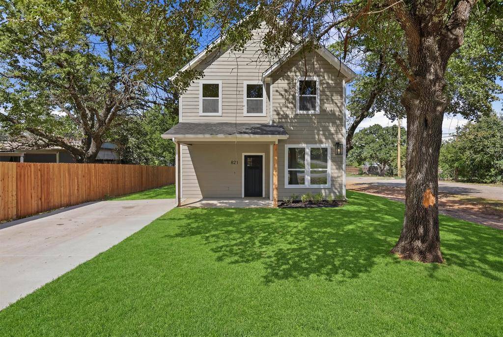 821 Harness Trail, Granbury, TX 76049