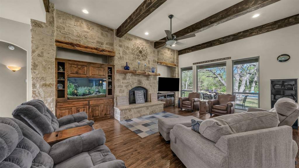 317 Arapahoe Ridge, Weatherford, TX 76087