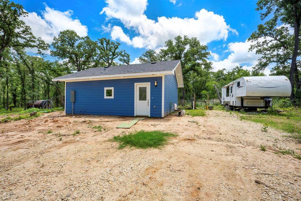 868 County Road 405, Buckholts, TX 76518