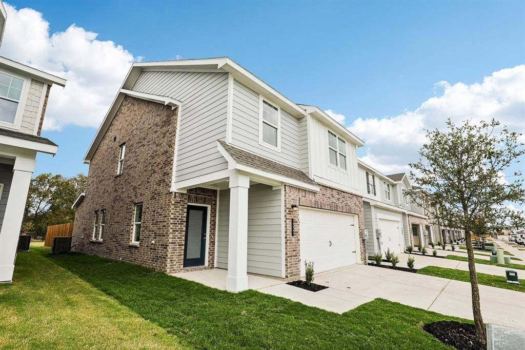 924 Penrose Drive, Cedar Hill, TX 75104