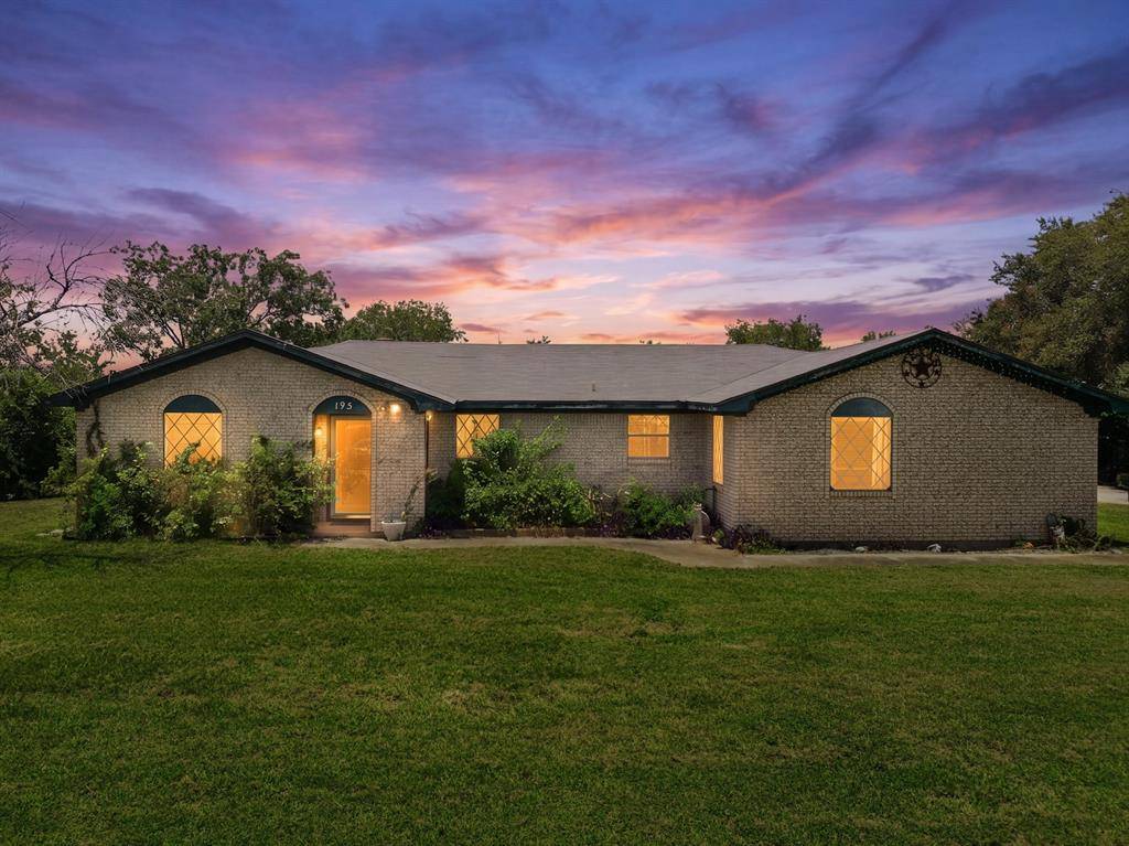 195 Amy Joy Drive, China Spring, TX 76633